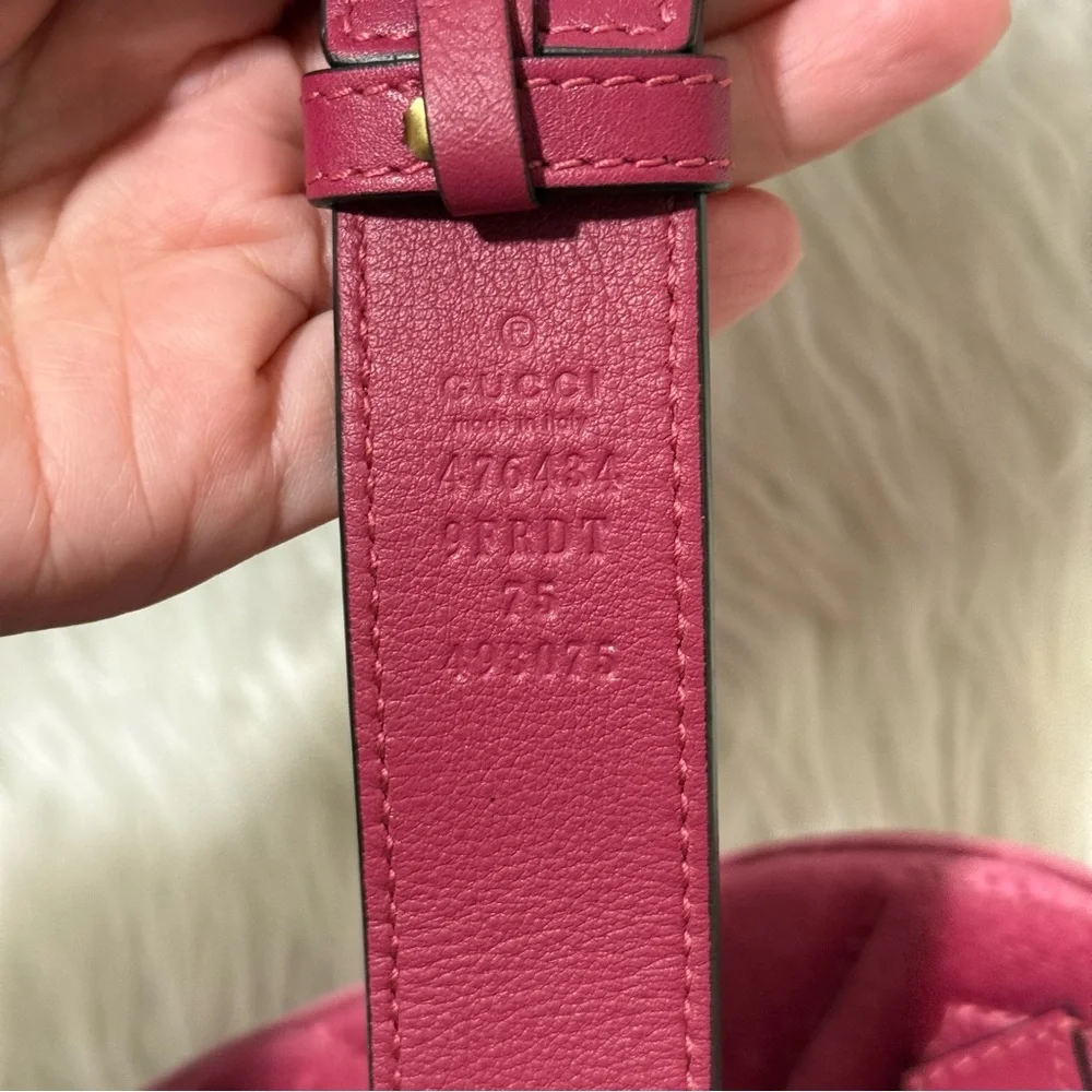 Gucci Marmont Fuchsia Pink Velvet Belt Bag - Picture 7 of 8